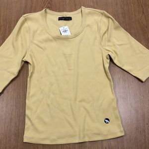 Cute comfy half-sleeve top